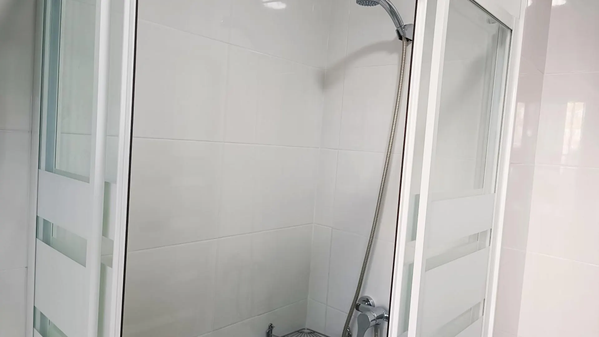 Apartment Cg134 - Nuevo Estudio, Reformado, Wifi, Fire Tv, Centrico Torremolinos