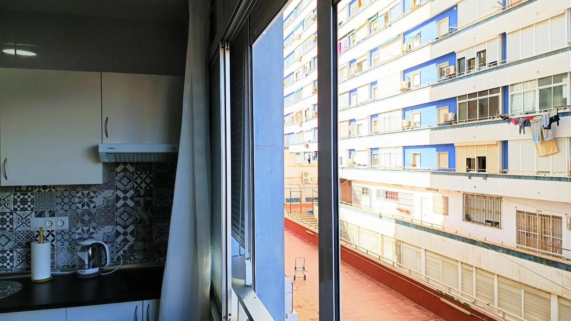 Apartment Cg134 - Nuevo Estudio, Reformado, Wifi, Fire Tv, Centrico Torremolinos
